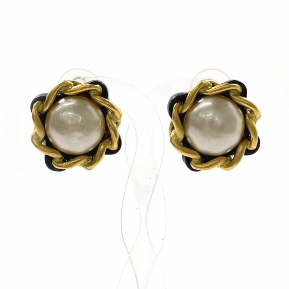 CHANEL Gold Pearl Earrings - Picture 1 of 7